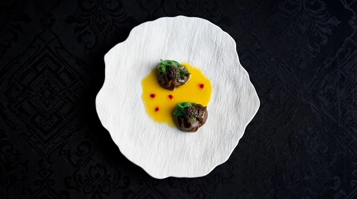 Har gau, fermented beans, ginger, lemon.